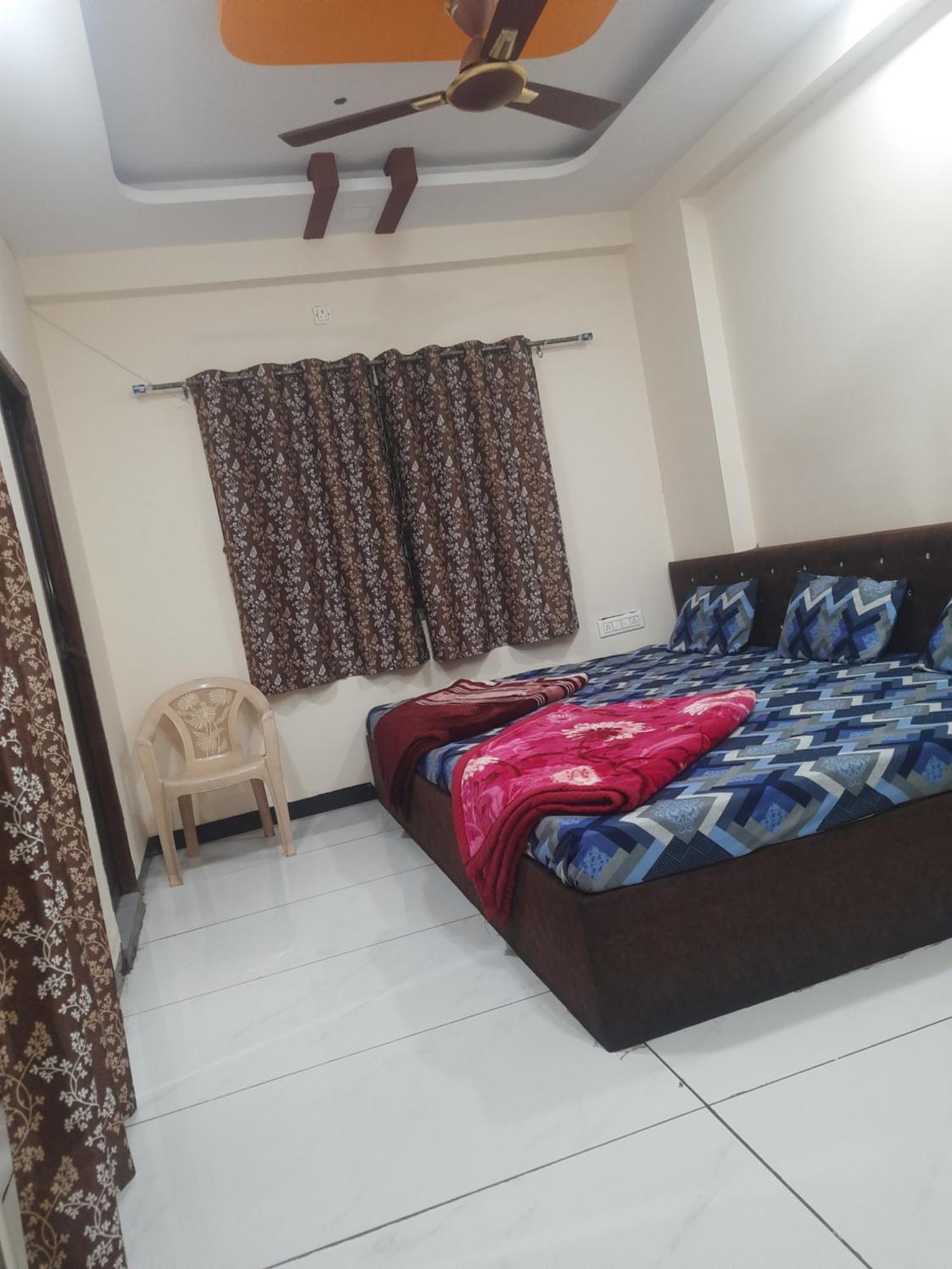 Hanumant Kripa Geust House Only For Family Ujjain Exterior photo